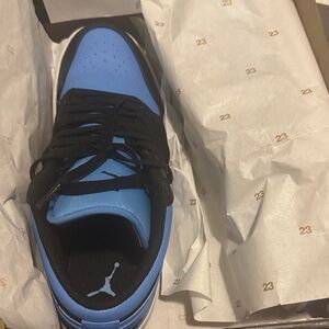 Jordan Men's Sky Blue and Black Sneakers